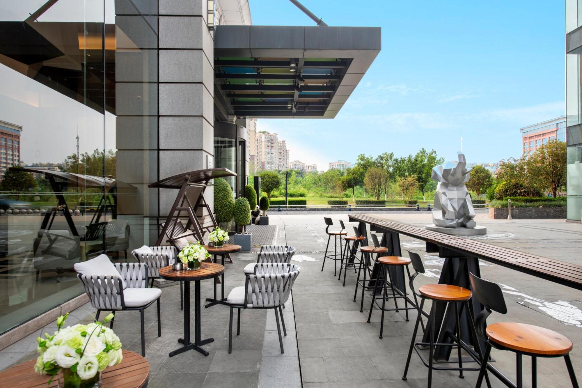Hyatt House Chengdu Pebble Walk Hotel Екстериор снимка